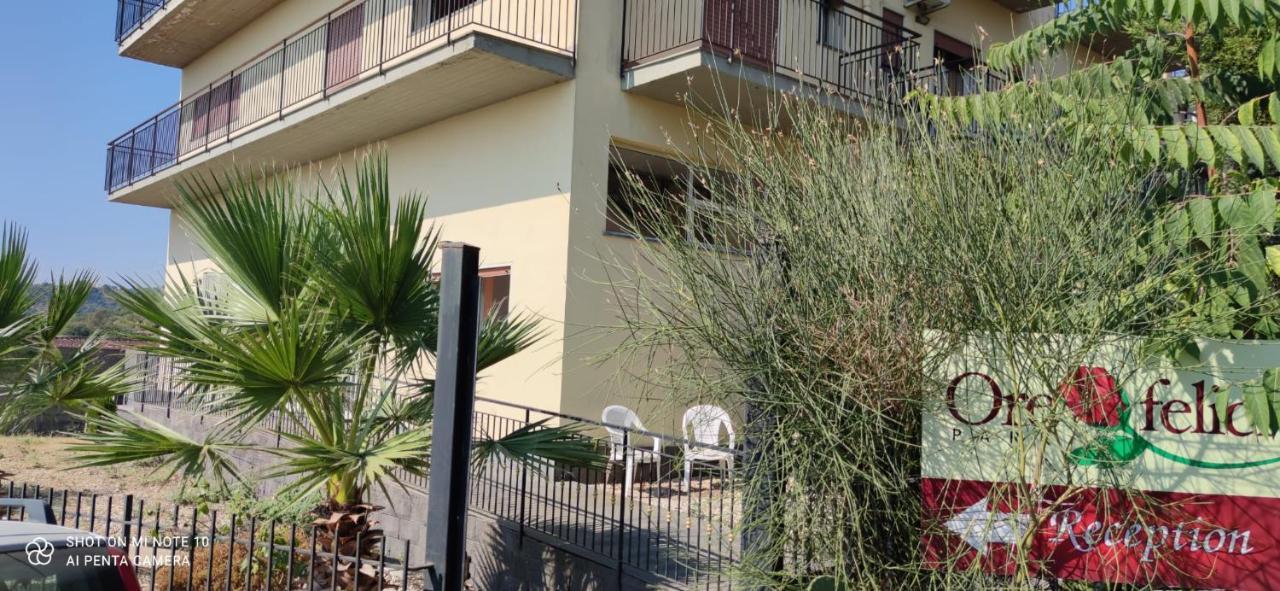 Residence Ore Felici Mascali Exteriér fotografie